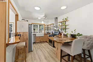 1375 Pleasant View Dr, Cottage Grove, OR 97424 - Photo 5