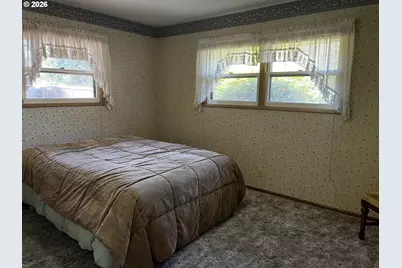 1650 N 17th St, Coos Bay, OR 97420 - Photo 27
