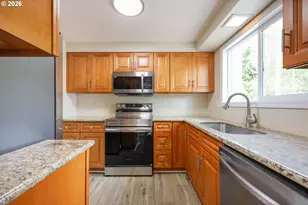 4921 SW 59th Ave, Portland, OR 97221 - Photo 9