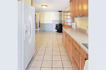 248 E 6th St, Prairie City, OR 97869 - Photo 11