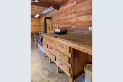 248 E 6th St, Prairie City, OR 97869 - Photo 29