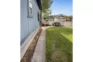 248 E 6th St, Prairie City, OR 97869 - Photo 3