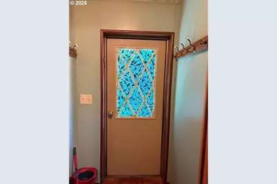 818 Celilo, North Bonneville, WA 98639 - Photo 11