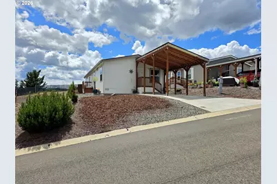 285 Deschutes Ln #134, Roseburg, OR 97471 - Photo 1
