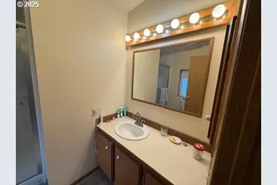 1199 N Terry St #139, Eugene, OR 97402 - Photo 9