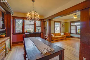 933 NE 3rd Ave, Camas, WA 98607 - Photo 9