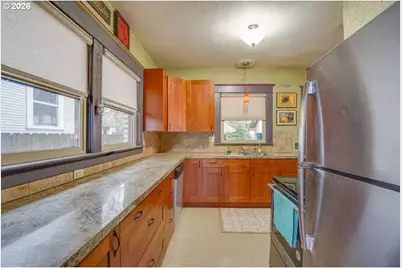 933 NE 3rd Ave, Camas, WA 98607 - Photo 13