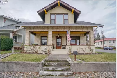 933 NE 3rd Ave, Camas, WA 98607 - Photo 3