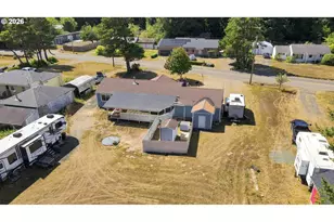 62941 Crown Point Rd, Coos Bay, OR 97420 - Photo 15