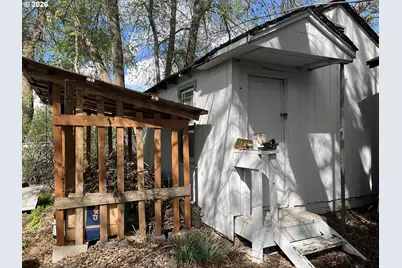 82807 Highway 216, Tygh Valley, OR 97063 - Photo 21