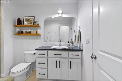 143 W Christy Ct, Yacolt, WA 98675 - Photo 17