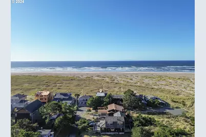 1807 N Prom, Seaside, OR 97138 - Photo 47