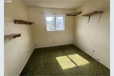 1225 N Laurel St, Coquille, OR 97423 - Photo 7