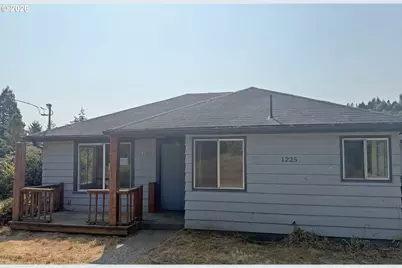 1225 N Laurel St, Coquille, OR 97423 - Photo 1