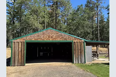 953 Centerville Hwy, Lyle, WA 98635 - Photo 7