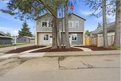 8665 SE Insley St, Portland, OR 97266 - Photo 1