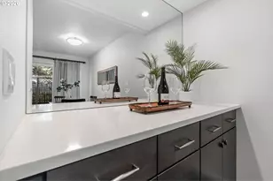 1442 SW 66th Ave, Portland, OR 97225 - Photo 7