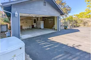 516 SE Colorado Dr, Roseburg, OR 97470 - Photo 33