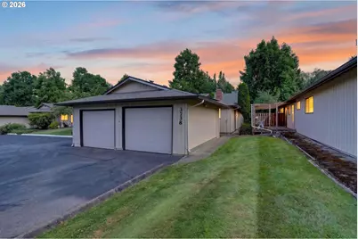 3738 NE 45th St, Vancouver, WA 98661 - Photo 1