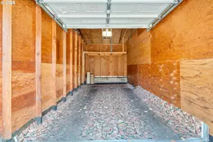 650 Harlow Rd, Springfield, OR 97477 - Photo 29