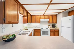 650 Harlow Rd, Springfield, OR 97477 - Photo 11