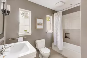 1128 NE Knott St, Portland, OR 97212 - Photo 23