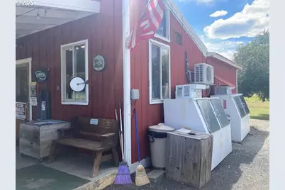 209 Barnes Ave, Seneca, OR 97873 - Photo 31