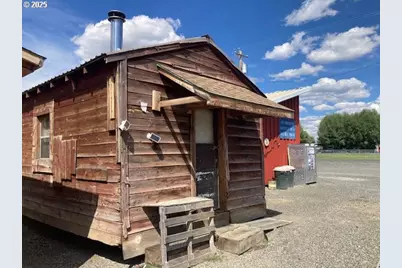 209 Barnes Ave, Seneca, OR 97873 - Photo 25