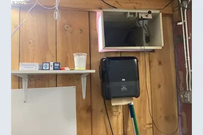 209 Barnes Ave, Seneca, OR 97873 - Photo 13