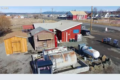 209 Barnes Ave, Seneca, OR 97873 - Photo 37