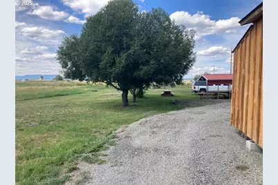 209 Barnes Ave, Seneca, OR 97873 - Photo 27