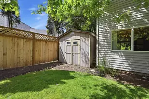 1639 Victorian Way, Eugene, OR 97401 - Photo 33