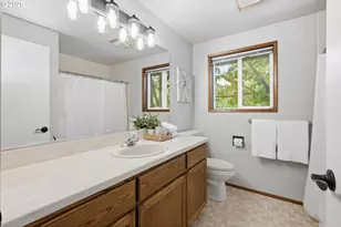 1639 Victorian Way, Eugene, OR 97401 - Photo 27