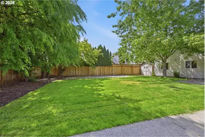 1639 Victorian Way, Eugene, OR 97401 - Photo 23