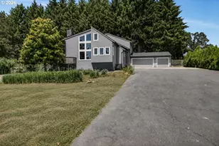 5911 SW Briar Patch Ln, Wilsonville, OR 97070 - Photo 1