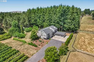 5911 SW Briar Patch Ln, Wilsonville, OR 97070 - Photo 1
