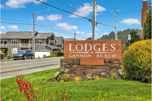 132 E Surfcrest Ave, Cannon Beach, OR 97110 - Photo 3