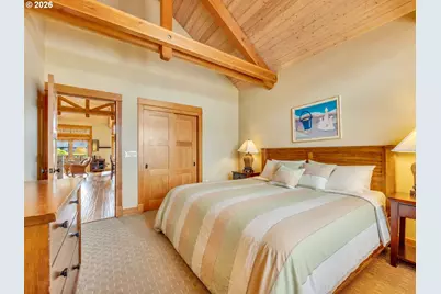 132 E Surfcrest Ave #A2-D, Cannon Beach, OR 97110 - Photo 27