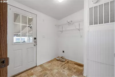 1000 S McKern Ct #123, Newberg, OR 97132 - Photo 23
