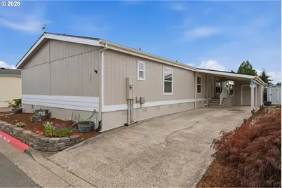 1000 S McKern Ct #123, Newberg, OR 97132 - Photo 3