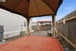1000 S McKern Ct, Newberg, OR 97132 - Photo 35