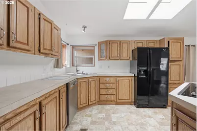 1000 S McKern Ct #123, Newberg, OR 97132 - Photo 17