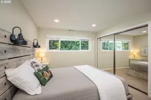 2015 Eastwood Ln, Eugene, OR 97401 - Photo 19