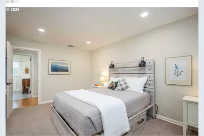 2015 Eastwood Ln, Eugene, OR 97401 - Photo 17