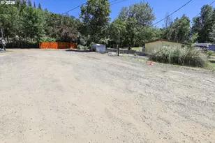 3817 Hooker Rd, Roseburg, OR 97470 - Photo 1
