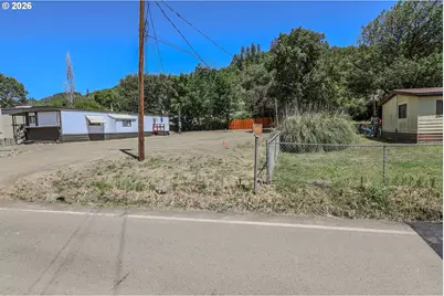 3817 Hooker Rd, Roseburg, OR 97470 - Photo 7