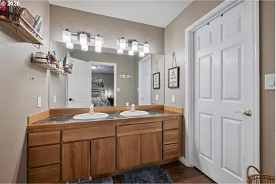 104 Roley Ct, Kelso, WA 98626 - Photo 7