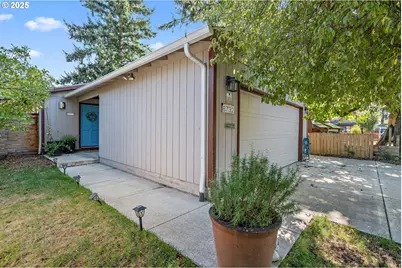 6732 SE 56th Ave, Portland, OR 97206 - Photo 1