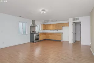 3379 NW Banff Dr, Portland, OR 97229 - Photo 25