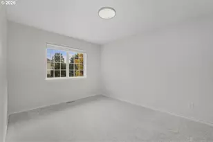 3379 NW Banff Dr, Portland, OR 97229 - Photo 19